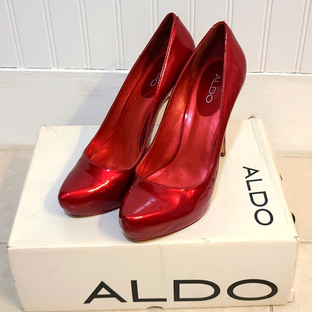 Red Heel